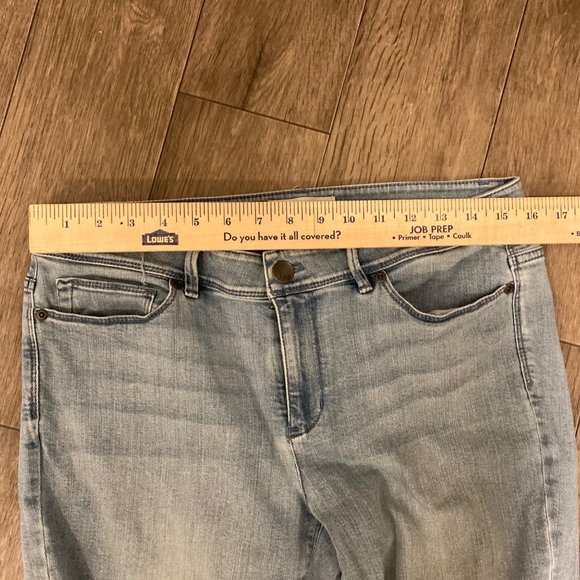 J. Jill Size 8 Authentic Fit Slim Ankle Jeans Stretch Light Wash Mid Rise - Picture 5 of 7